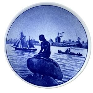 Porcelain Wall Art Royal Copenhagen Mini Plate Langelinie Blue Display 3.25 Inch